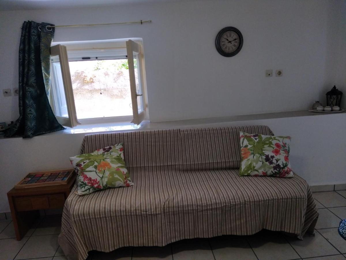 Artemis Ermoupoli Centre Appartement Pour Petit Budget Backpackers Bagian luar foto